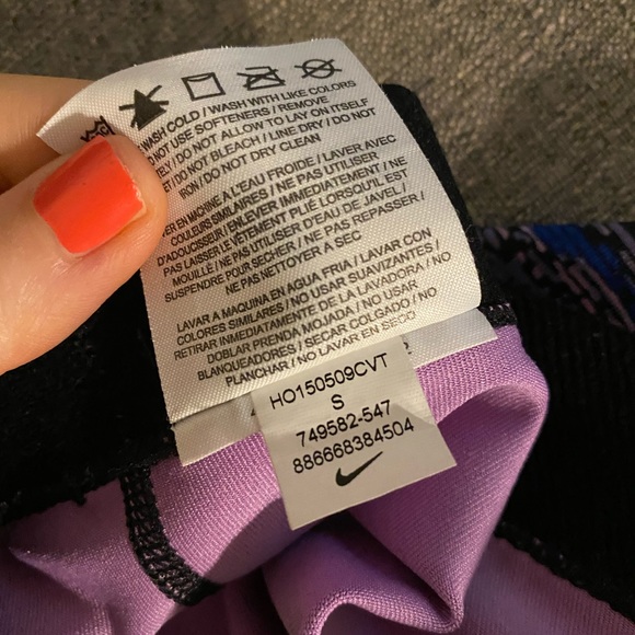 Nike pro shorts - Picture 3 of 4